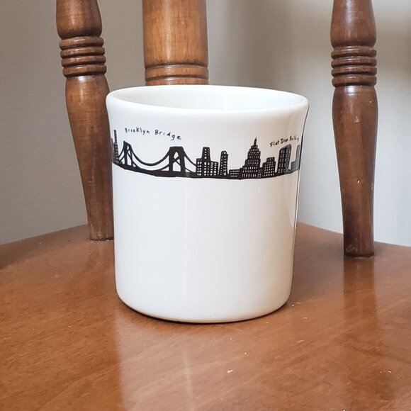 Fishs Eddy New York Skyline Diner Style Mug - Picture 2 of 7